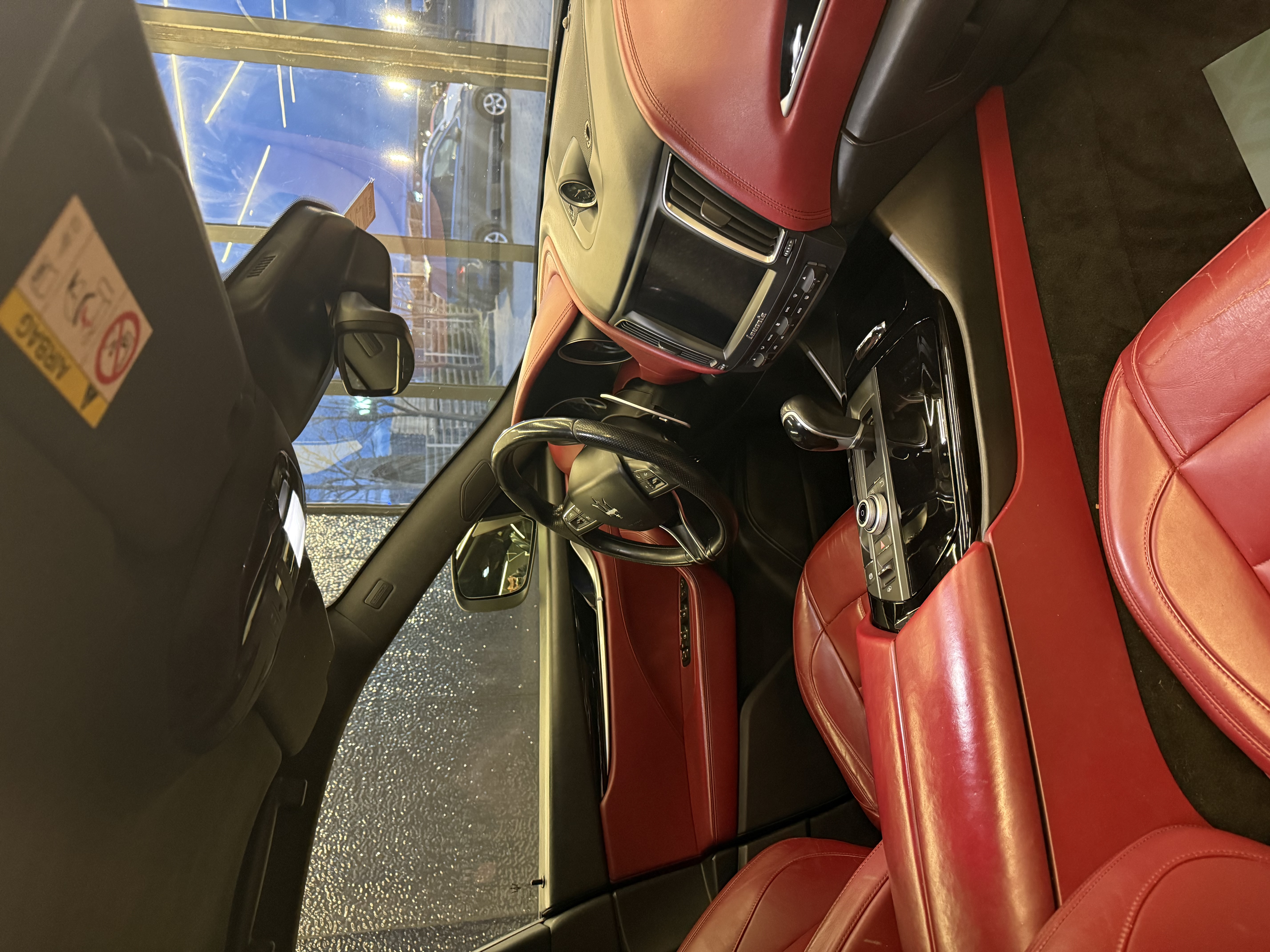 Masserati Levante VIN: //