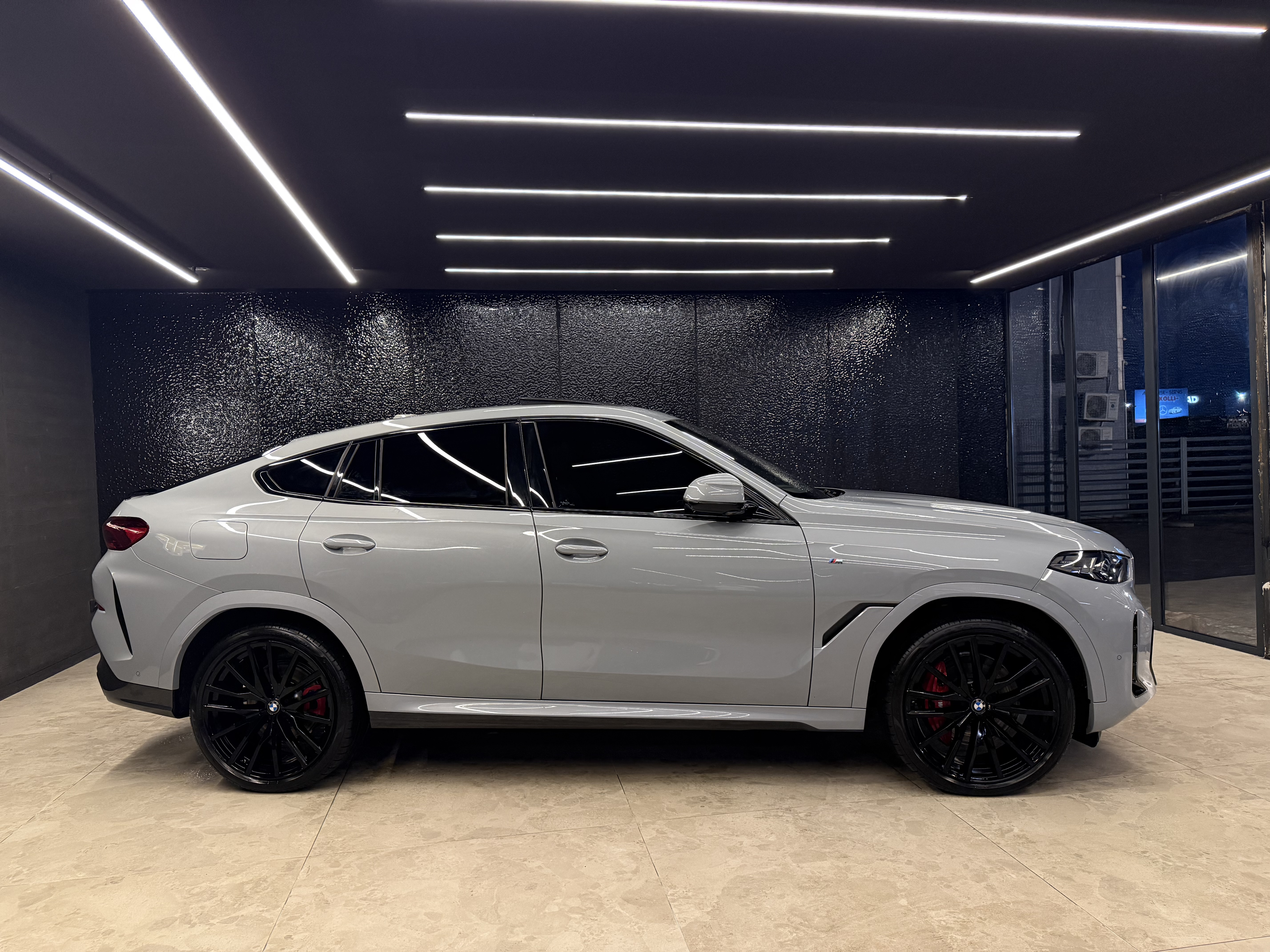 BMW X6 VIN: //