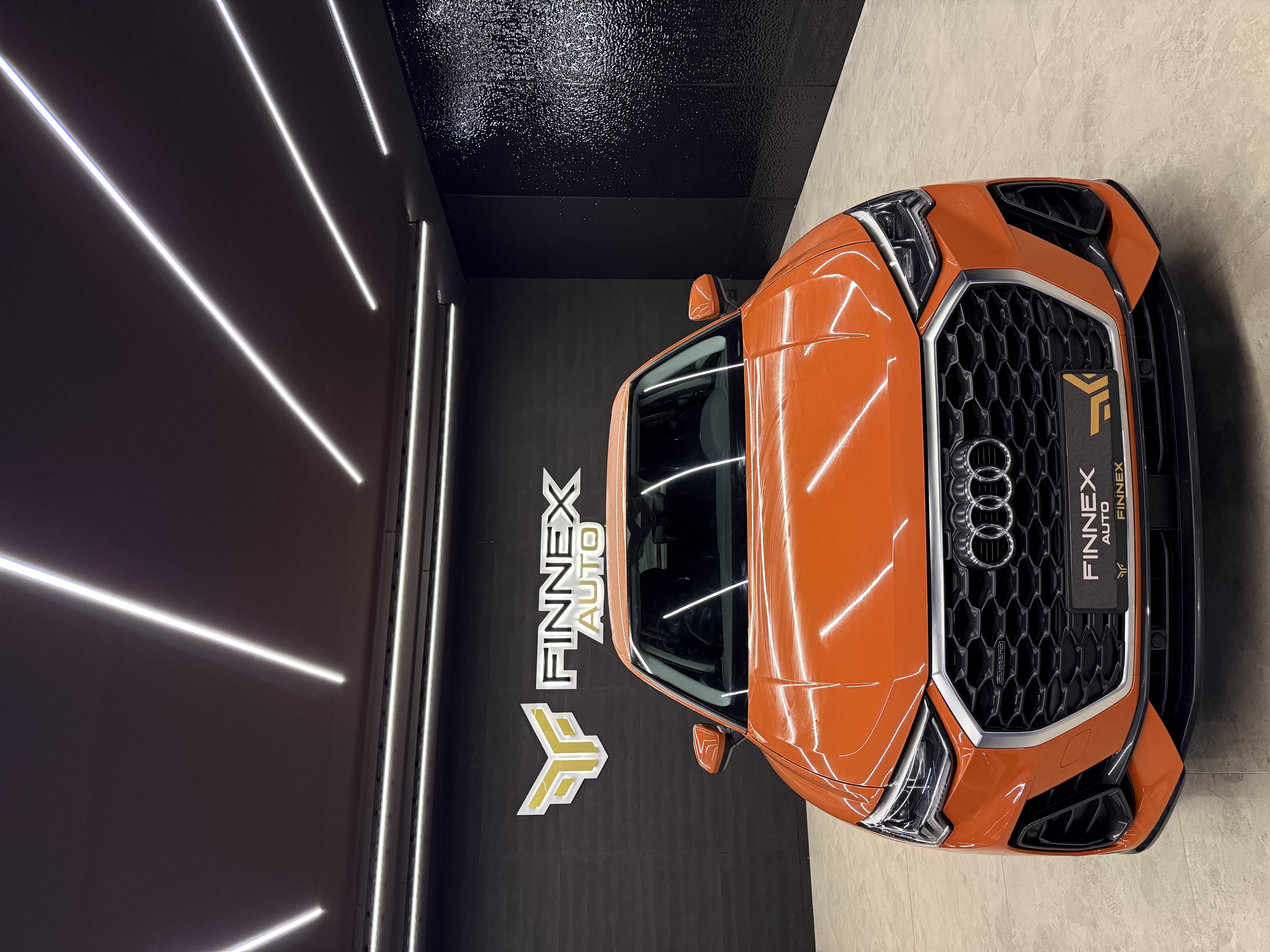 Audi Q3 sportback VIN: //